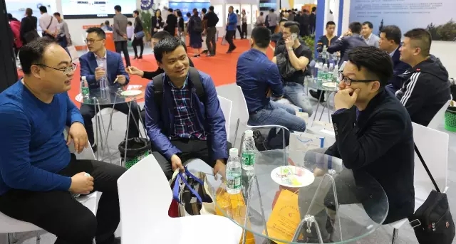 新葡萄8883官网AMG展厅