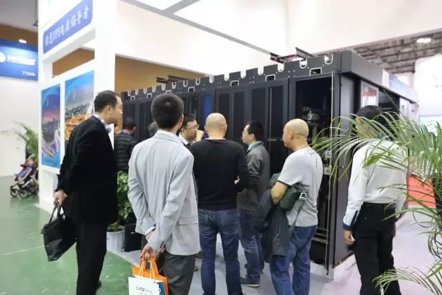 新葡萄8883官网AMG一体化数据中心机房