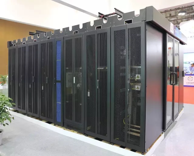 新葡萄8883官网AMG一体化数据中心机房